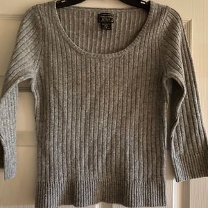 Abercrombie & Finch women’s sweater size M